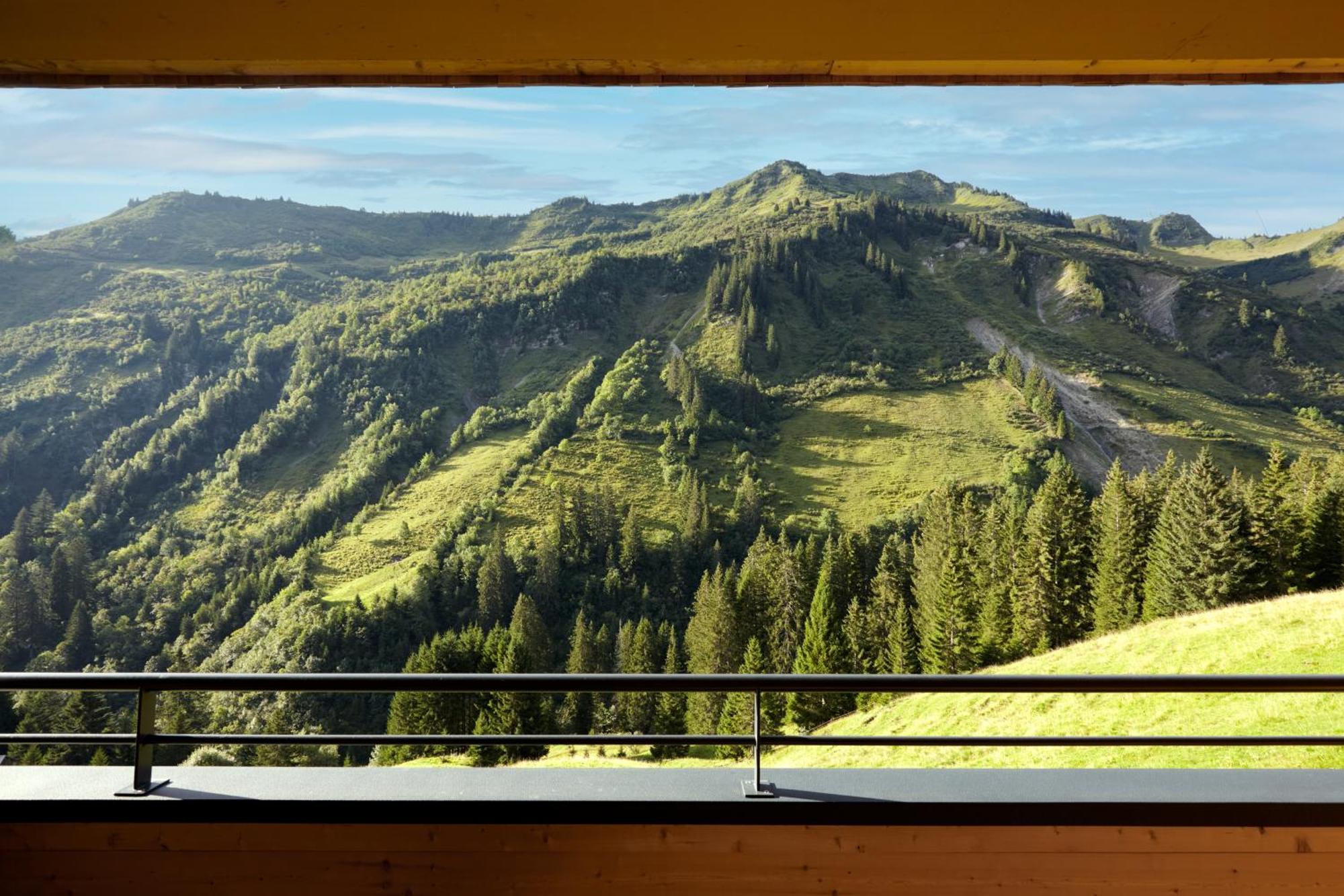 Alpenstolz Damuels Haus 4 - Stilvoll Urlauben In Den Bergen Lägenhet Exteriör bild