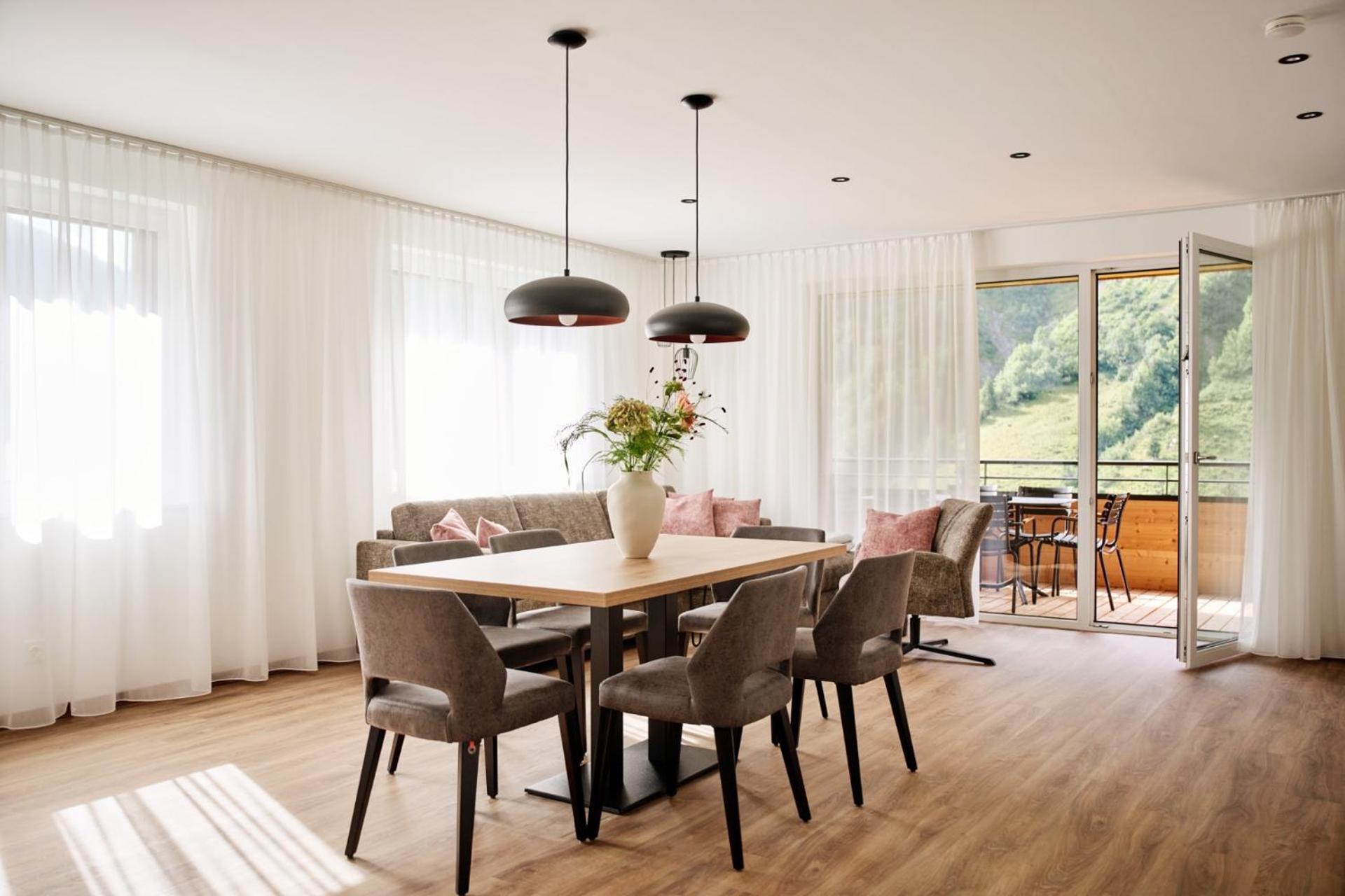 Alpenstolz Damuels Haus 4 - Stilvoll Urlauben In Den Bergen Lägenhet Exteriör bild