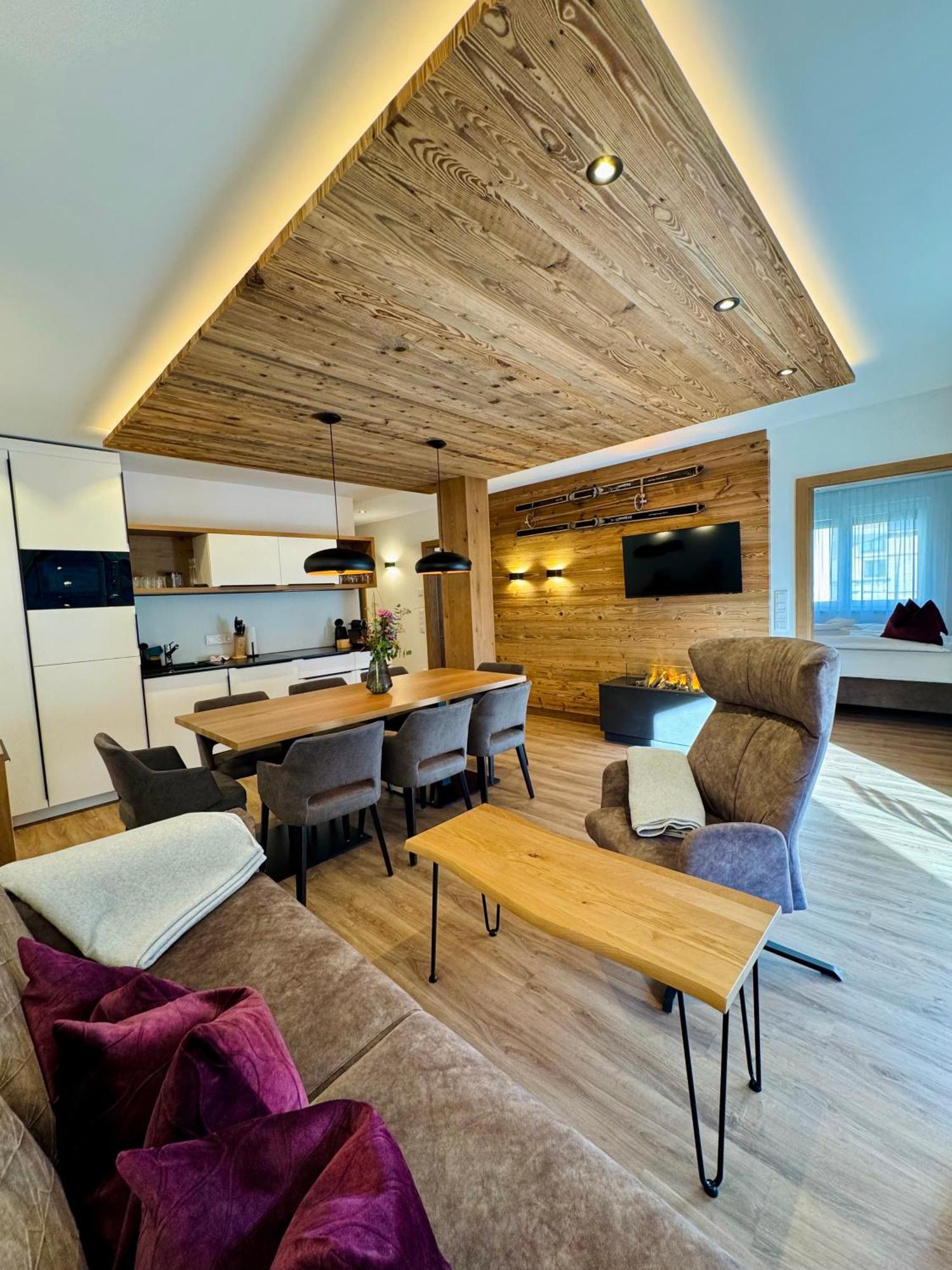 Alpenstolz Damuels Haus 4 - Stilvoll Urlauben In Den Bergen Lägenhet Exteriör bild